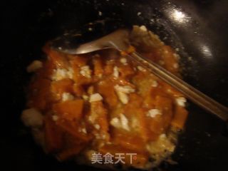 咸蛋炒南瓜的做法步骤：5
