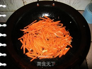 素炒胡萝卜丝的做法步骤：5