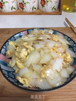 洋葱炒蛋的做法