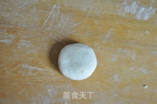 麻盐玫瑰花卷－－要想甜加点盐的做法步骤：5