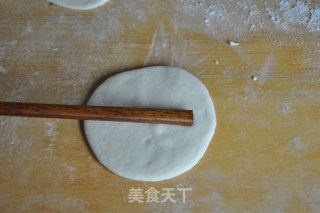 麻盐玫瑰花卷－－要想甜加点盐的做法步骤：6
