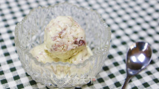 草莓冰淇淋（冰激凌）的做法