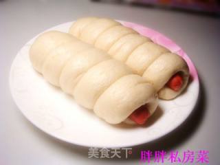 鲜奶肉肠卷的做法步骤：9