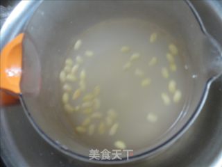 豆浆油条的做法步骤：6