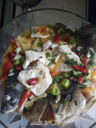 酸味鲫鱼豆腐的做法