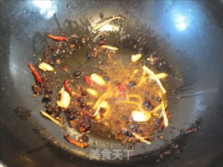 豆豉小鱼干的做法步骤：6