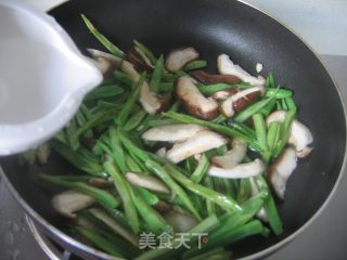 四季豆炒肉丝的做法步骤：7