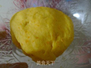 奶香玫瑰馒头的做法步骤：4