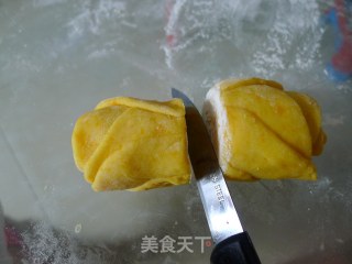 奶香玫瑰馒头的做法步骤：7