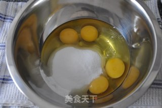 初试黑森林 - 不完美却正宗的做法步骤：1