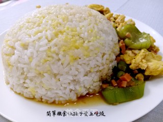 蛋瓜饭的做法