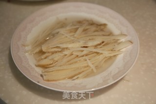 烩藕丝的做法步骤：1
