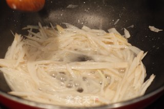 烩藕丝的做法步骤：4