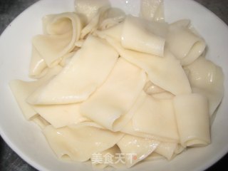 油泼裤带面的做法步骤：10