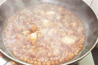 美味家常 黄豆焖猪肉的做法步骤：9