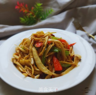 双椒手撕杏鲍菇的做法