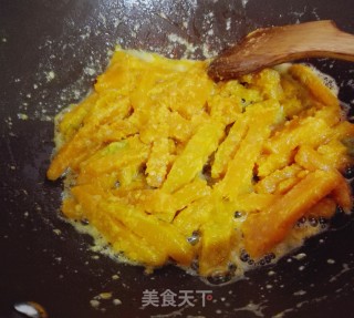 咸蛋黄焗南瓜的做法