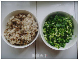 香菇韭菜猪肉包的做法步骤：3