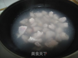 家常红烧肉的做法步骤：2