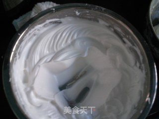 小小纸杯蛋糕带来满屋子的蛋糕香味的做法步骤：3