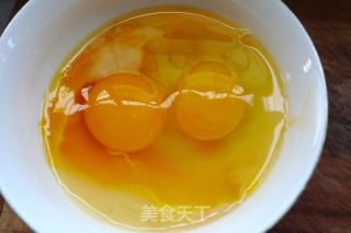 葱花鸡蛋的做法步骤：1