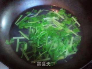芹菜藕丝的做法步骤：4