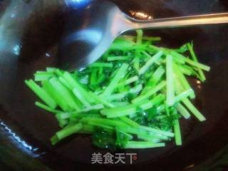 芹菜藕丝的做法步骤：5