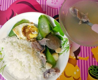 宝贝的晚餐－－汕头牛丸丝瓜汤泡饭