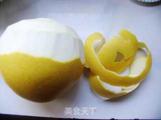 苦与甜的交融——蜂蜜柚子茶的做法步骤：1