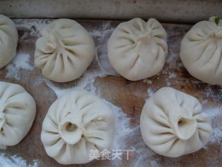 包住幸福（什锦素包）的做法步骤：3
