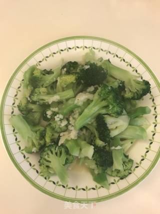 蒜蓉西兰花的做法