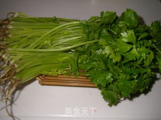 野芹香干的做法步骤：1