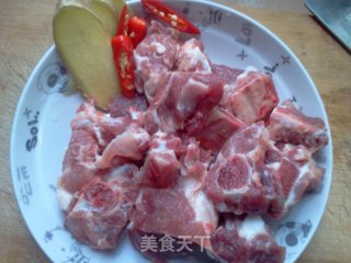 么么排骨的做法步骤：1