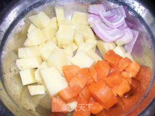 咖喱土豆的做法步骤：1
