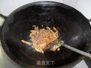 胡萝卜香菇炒肉丝的做法步骤：6