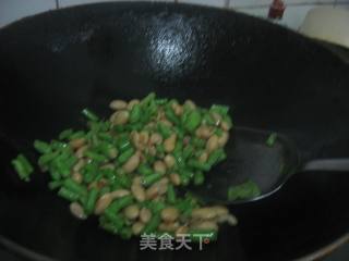 豇豆炒黄豆的做法步骤：4