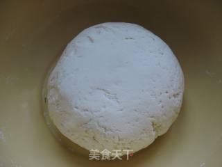 葱香花卷的做法步骤：1