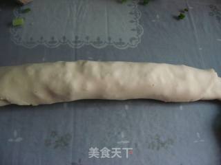 葱香花卷的做法步骤：5