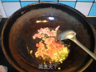 三思香肠的做法步骤：2