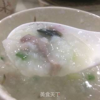 皮蛋瘦肉粥的做法