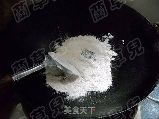 椰香紫薯芝麻冰皮的做法步骤：6