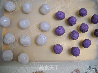 椰香紫薯芝麻冰皮的做法步骤：9