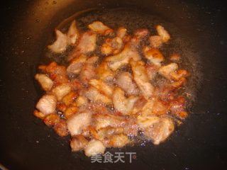 紫苏酸笋炒石螺的做法步骤：4