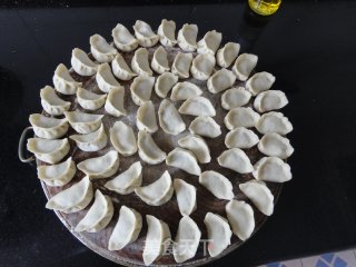酸汤水饺的做法步骤：3