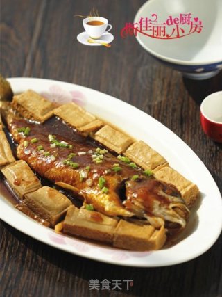 黄鱼焖豆腐的做法