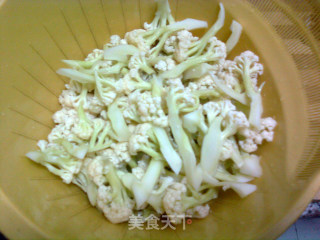 烧烤味脆花菜的做法步骤：1