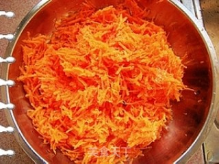 胡萝卜馅玉米面饼的做法步骤：5