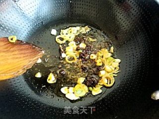 老干妈煸茄丝的做法步骤：6