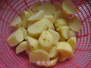 土豆茄子的做法步骤：1