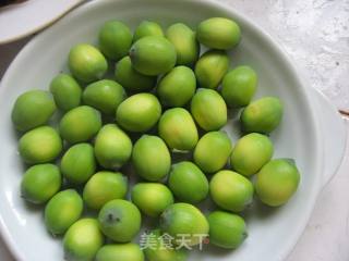 新鲜莲子汤的做法步骤：2